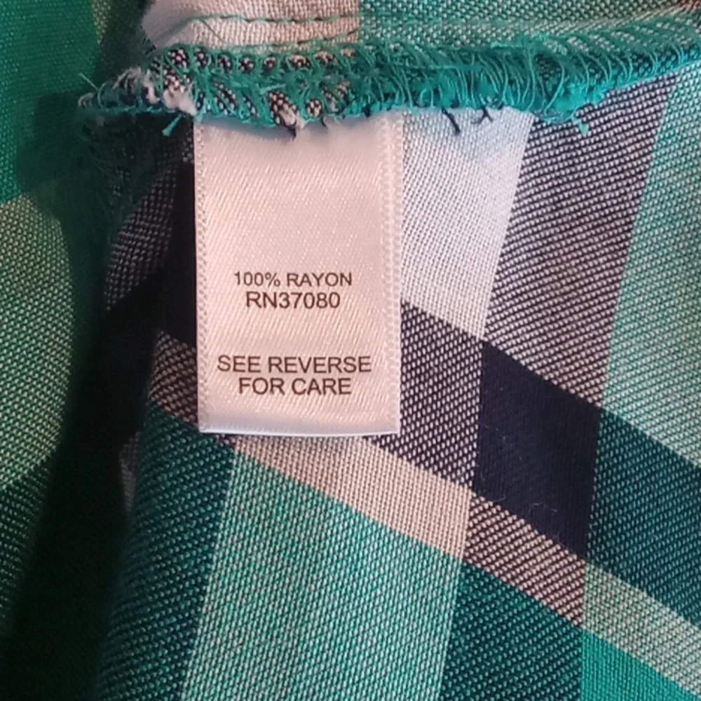 Cato Plaid Blouse in Green and Black - Picture 7 of 7